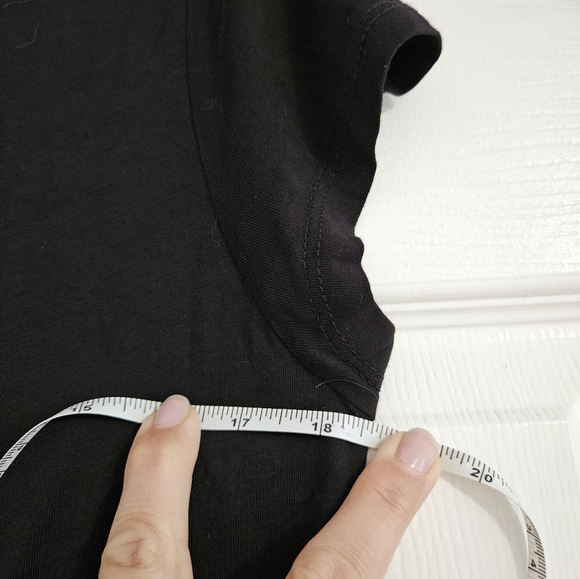 H&M Tiger Tshirt - Picture 3 of 4